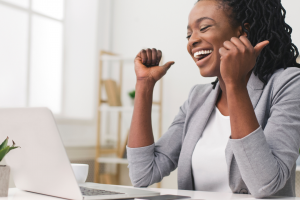 “ c’était vraiment super et David était hyper sympa et toujours là pour nous corriger. Ce que j’ai aimé c’était la bonne ambiance, le fait de faire beaucoup d’oral, de nous forcer à communiquer, c-4