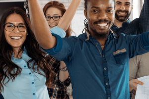 “ c&rsquo;était vraiment super et David était hyper sympa et toujours là pour nous corriger. Ce que j&rsquo;ai aimé c&rsquo;était la bonne ambiance, le fait de faire beaucoup d&rsquo;oral, de nous forcer à communiquer, c-5